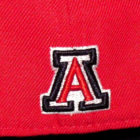 Arizona Wildcats Zephyr Mens Red Fitted hat cap sz. 7 3/8 Desert Logo New Ncaa - Picture 4 of 4